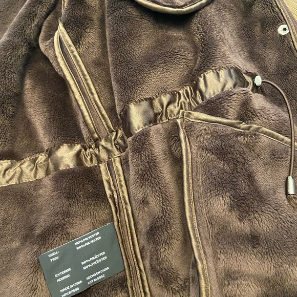 Cozy weatherproof jacket - Picture 6 of 8